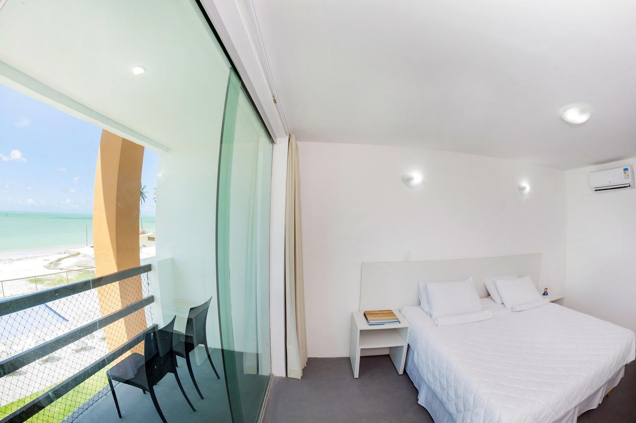 Hotel Ponta De Pedras Pontas de Pedra Екстериор снимка