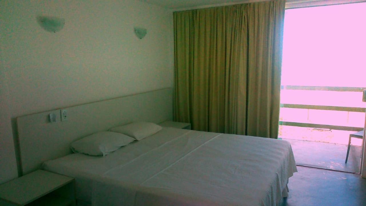 Hotel Ponta De Pedras Pontas de Pedra Екстериор снимка