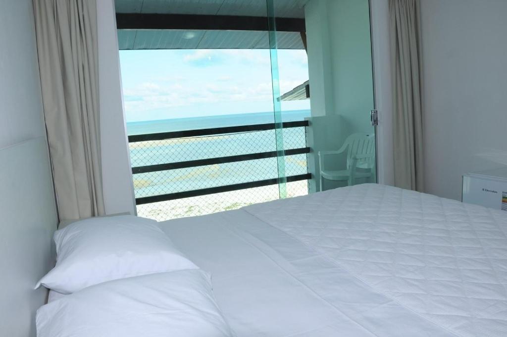 Hotel Ponta De Pedras Pontas de Pedra Екстериор снимка